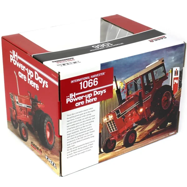 Manufacturer_ERTL Tractors<Black Chase Unit ~ 1/16 International Harvester 1066 Black Stripe with Rear Duals, ERTL Prestige Collection