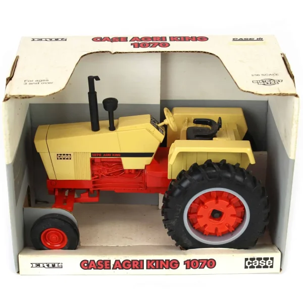 Manufacturer_ERTL Tractors<1/16 Case 1070 Agri King 1070 with Fenders by ERTL