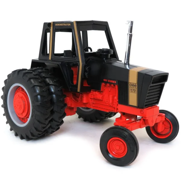 Manufacturer_ERTL Tractors<1/16 Case 1170 Black Knight with Duals, Collectors Edition