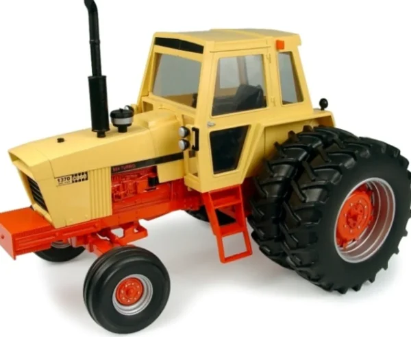 Manufacturer_ERTL Tractors<1/16 Collector Edition Case 1370 Cab with Duals, Desert Sunset/Flambeau Red