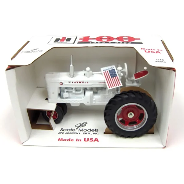Manufacturer_Scale Models Tractors<1/16 Die-cast Collector Edition IH Farmall M White Demonstrator