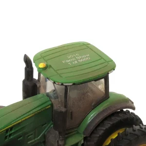 Manufacturer_ERTL Tractors<Dusty 1/64 2015 Farm Show Edition John Deere 7290R Tractor with Duals