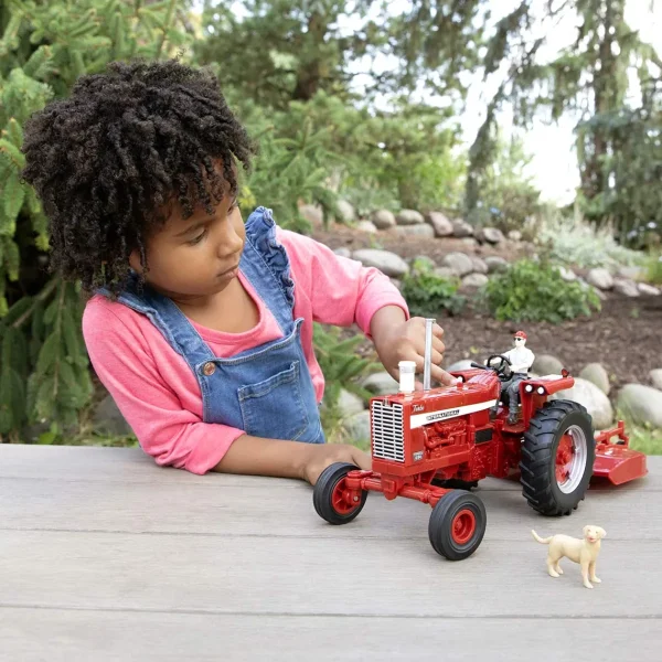 Manufacturer_ERTL Tractors | Implements<1/16 ERTL Big Farm Farmall 1256 with Mower & Figures