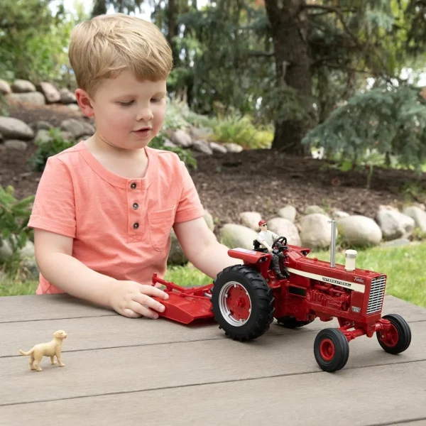 Manufacturer_ERTL Tractors | Implements<1/16 ERTL Big Farm Farmall 1256 with Mower & Figures