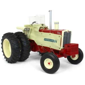 Manufacturer_ERTL Tractors<1/16 Farmall 1206 with Windbreaker, 2021 National Farm Toy Museum