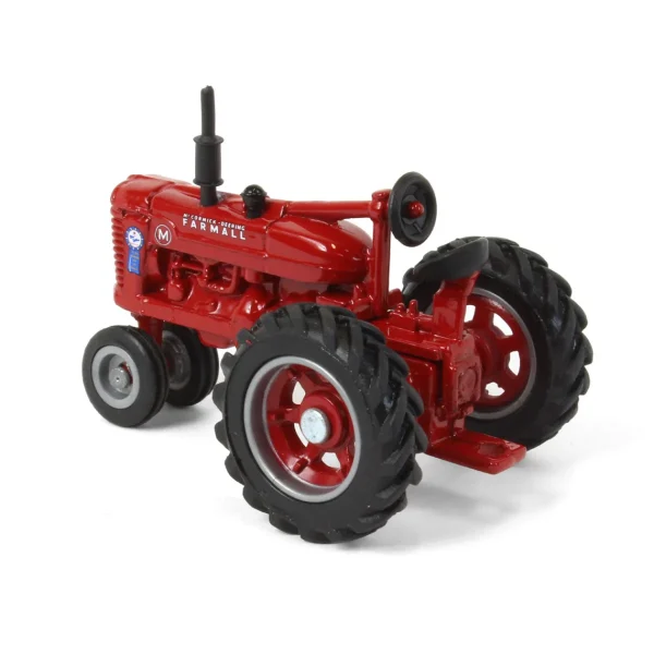 Manufacturer_ERTL Tractors<1/64 Farmall M Narrow Front with Blue Ribbon Logo