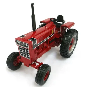 Manufacturer_ERTL Tractors<1/16 FFA International Harvester 966 Black Stripe Wide Front