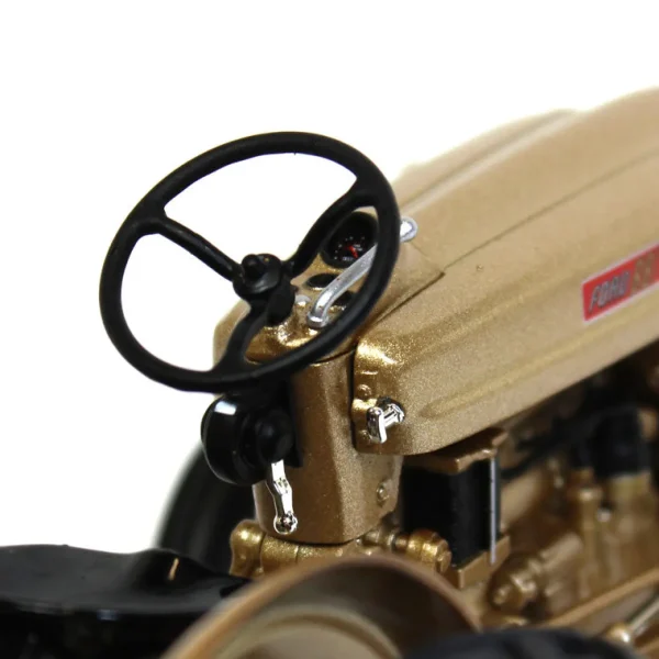 Manufacturer_ERTL Tractors<1/16 Ford 881 Gold Demonstrator, 25th Anniversary National Farm Toy Museum