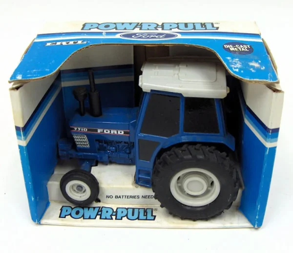 Manufacturer_ERTL Tractors<1/32 Ford 7710 with Cab, Power Pull Tractor by ERTL