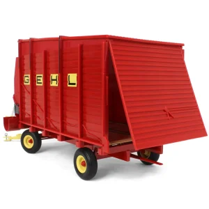 Manufacturer_SpecCast Implements<1/16 GEHL 640 Forage Wagon by SpecCast