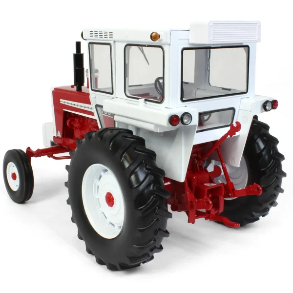 Manufacturer_SpecCast Tractors<1/16 High Detail Cockshutt 1755 Diesel Wide Front with Factory Oliver Cab