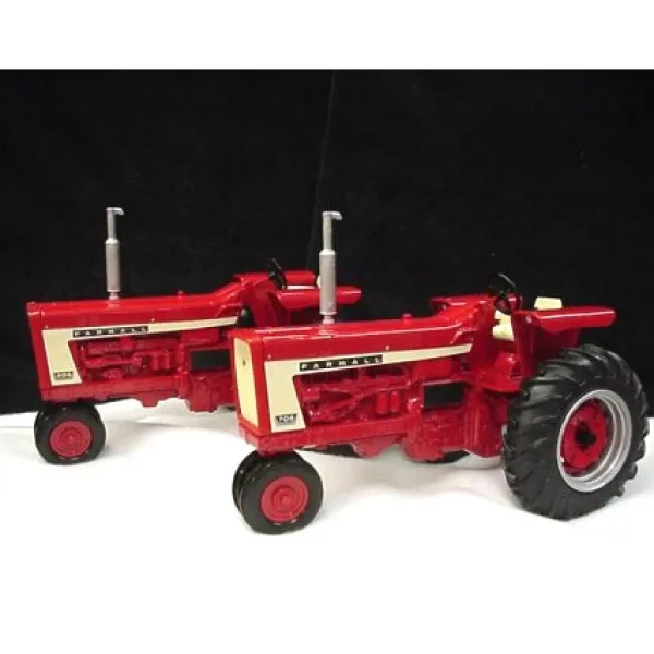 Manufacturer_ERTL Tractors<1/16 IH Farmall 706 & 806 2 Piece Collector Set with Precision Wheels & Tires