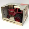 Manufacturer_ERTL Tractors<1/16 International 1566 Tractor with Cab, Special Edition by ERTL