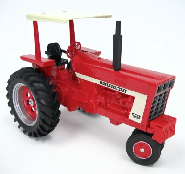 Manufacturer_Scale Models Tractors<1/16 International Farmall 966 Narrow Front with ROPS, 2005 Ontario Toy Show