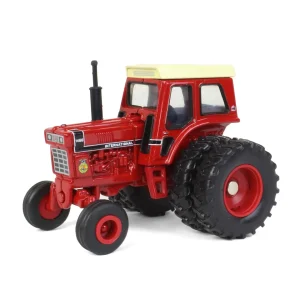 Manufacturer_ERTL Tractors<1/64 International Harvester 1466 Black Stripe Wide Front with FFA Logo