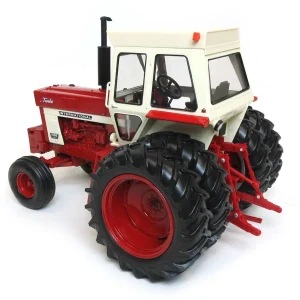 Manufacturer_ERTL Tractors<1/16 International Harvester 1066 Cab with Duals, ERTL Prestige Collection