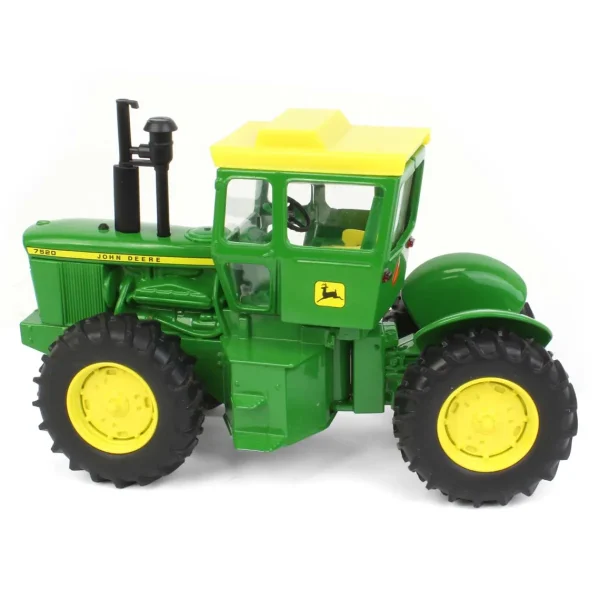 Manufacturer_ERTL Tractors<1/32 John Deere 7520 4WD Tractor w/ Long Hood Stripe & Rear Fenders