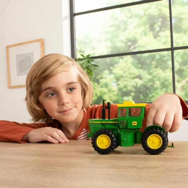 Manufacturer_ERTL Tractors<1/32 John Deere 7520 4WD Tractor w/ Long Hood Stripe & Rear Fenders