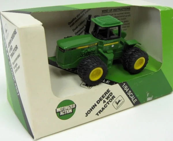 Manufacturer_ERTL Tractors<1/64 John Deere 8850 4WD with Duals, Wind Up Action Version