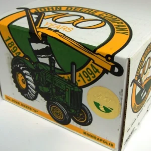 Manufacturer_ERTL Tractors<1/16 John Deere Model D Tractor, 100 Years Green Minneapolis Edition