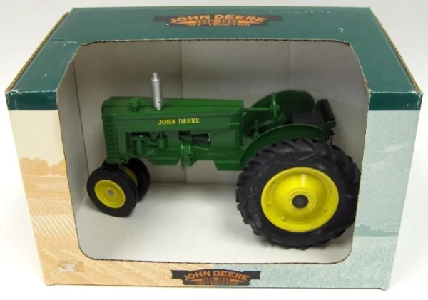 Manufacturer_SpecCast Tractors<1/16 John Deere MT Narrow Front by SpecCast
