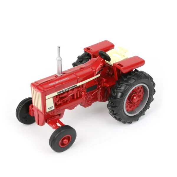 Manufacturer_ERTL Tractors<1/64 Limited Edition Farmall 100th Anniversary Set