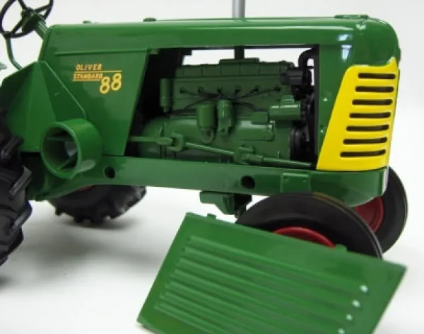 Manufacturer_SpecCast Tractors<1/16 Oliver Standard 88 Wide Front Tractor