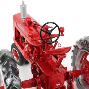 Manufacturer_ERTL Tractors<1/16 Original 1939 IH Farmall M, ERTL Precision Series #7