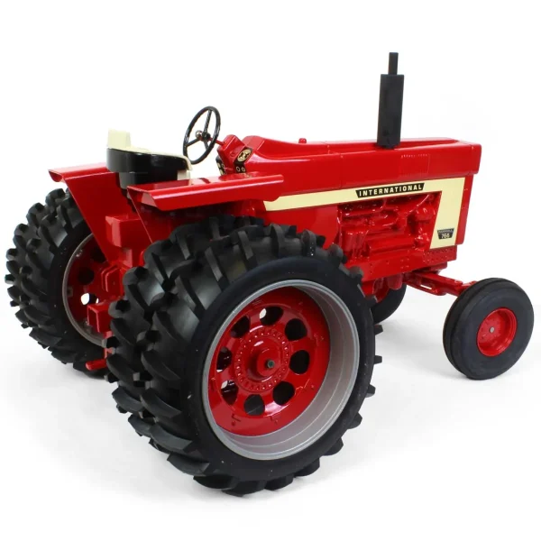 Manufacturer_Scale Models Tractors<1/8 "White Stripe" International Harvester 766 Wide Front with Duals, 2021 PA Farm Show, 1 of 99