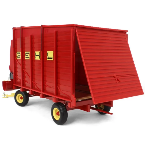 Manufacturer_SpecCast Implements<Set ~ 1/16 GEHL 640 Forage Wagon & GEHL 700 Forage Chopper by SpecCast