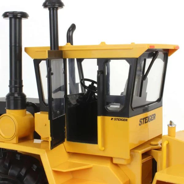 Manufacturer_ERTL Tractors<1/16 Steiger CA325 Industrial Yellow 4WD with Duals, ERTL Prestige Collection