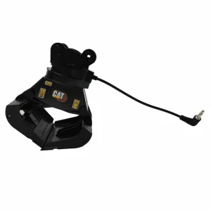 Manufacturer_Diecast Masters Radio Control<(B&D) 1/16 Radio Control Caterpillar 320 Excavator with Bucket, Grapple and Hammer - Damaged Box
