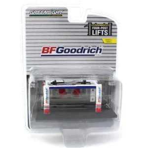 Manufacturer_Greenlight Collectibles Vehicle Accessories<1/64 BF Goodrich Four-Post Lift, Four-Post Lifts Series 4