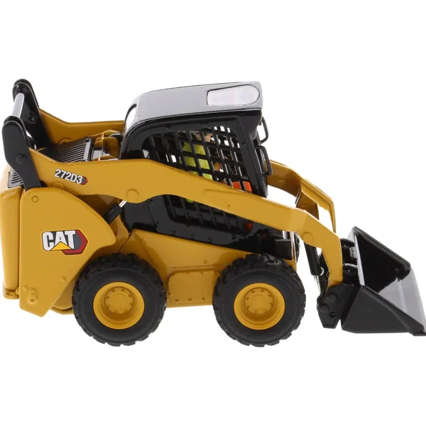 Manufacturer_Diecast Masters Loaders<1/32 CAT 272D3 Skid Steer Loader w/ Bucket, Fork and Grapple Tools