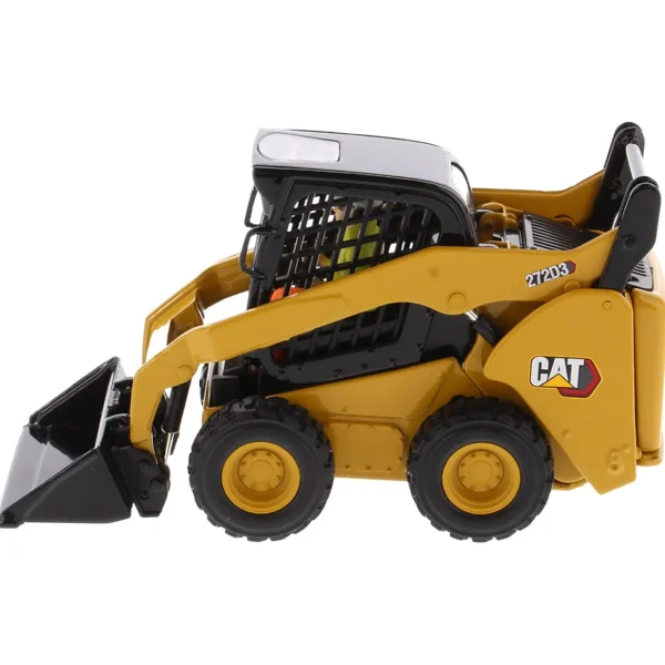 Manufacturer_Diecast Masters Loaders<1/32 CAT 272D3 Skid Steer Loader w/ Bucket, Fork and Grapple Tools