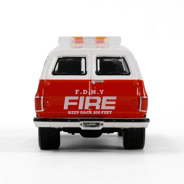 Manufacturer_Greenlight Collectibles Cars & Suvs | Emergency Vehicles<1/64 1991 Chevrolet Suburban, FDNY Battalion Chief, Hobby Exclusive