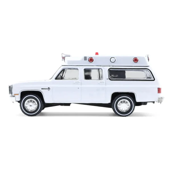 Manufacturer_Greenlight Collectibles Cars & Suvs | Emergency Vehicles<1/64 1983 Chevrolet Suburban K20 Custom Deluxe Ambulance, Plain White, Hobby Exclusive