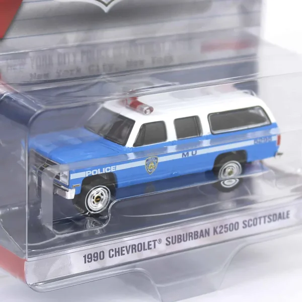 Manufacturer_Greenlight Collectibles Cars & Suvs | Emergency Vehicles<1/64 1990 Chevrolet Suburban K2500 Scottsdale, NYPD, Hot Pursuit Series 46