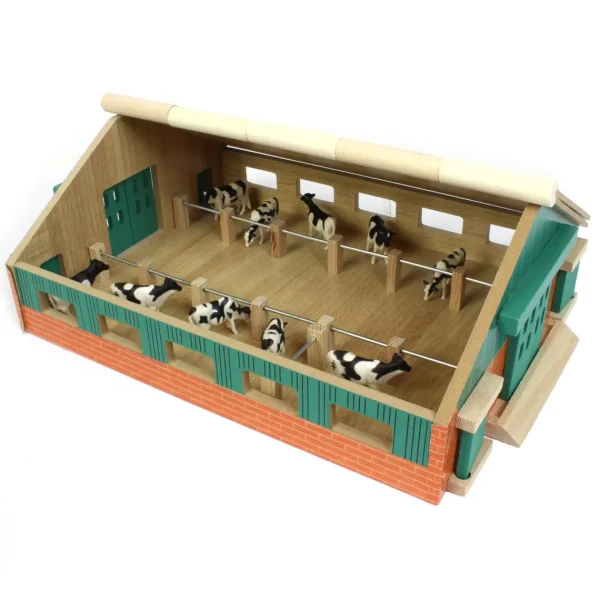 Manufacturer_Universal Hobbies Wooden Barns & Large Accessories<1/87 Deluxe Cattle Barn with Drive Thru Bay