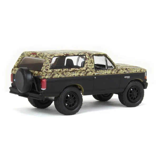 Manufacturer_Greenlight Collectibles Pickup Trucks<1/64 1996 Ford Bronco Lifted, Camo & Black, All-Terrain Series 14