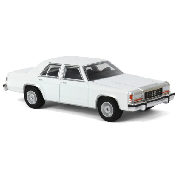 Manufacturer_Greenlight Collectibles Emergency Vehicles<1/64 1980-91 Ford LTD Crown Victoria, Blank White, Hot Pursuit