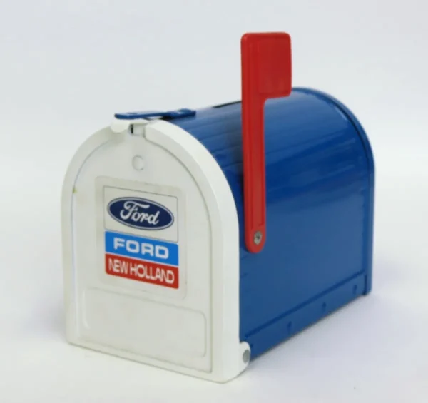 Manufacturer_ERTL Farm Art & DéCor<Ford New Holland Die Cast Metal Mailbox Bank from ERTL in 1990