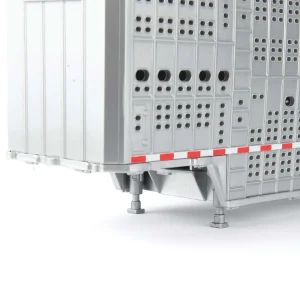 Manufacturer_ERTL Agricultural Trucks<1/32 Freightliner 122SD Semi with Livestock Trailer & Cattle by ERTL