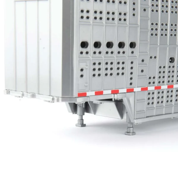 Manufacturer_ERTL Agricultural Trucks<1/32 Freightliner 122SD Semi with Livestock Trailer & Cattle by ERTL
