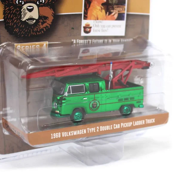 Manufacturer_Greenlight Collectibles Cars & Suvs | Pickup Trucks<Green Chrome Super Chase ~ 1/64 1968 Volkswagen Type 2 Double Cab Pickup Ladder Truck, Smokey Bear Series 4