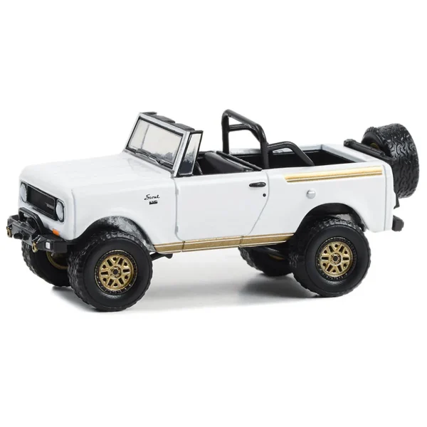 Manufacturer_Greenlight Collectibles Cars & Suvs<1/64 1970 Harvester Scout Lifted with Off-Road Parts, All-Terrain Series 15