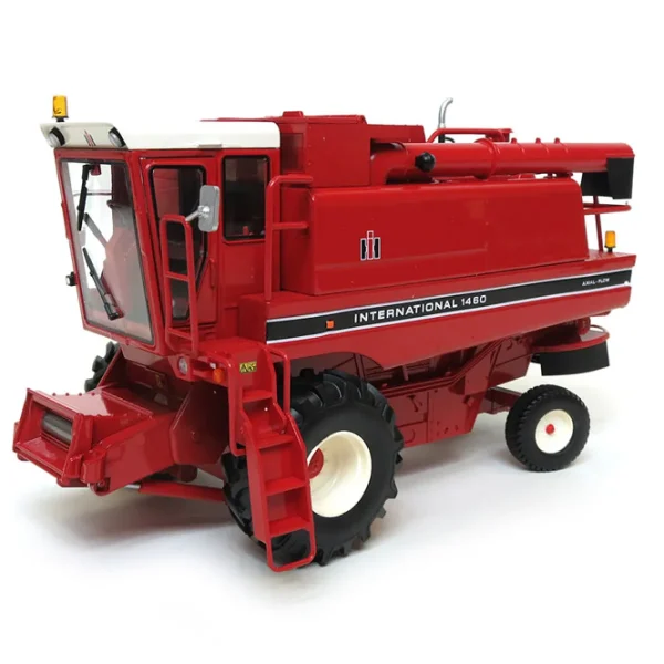 Outback Toys Combines & Harvesters<1/32 International 1460 Axial-Flow Combine with Grain Head, European Version