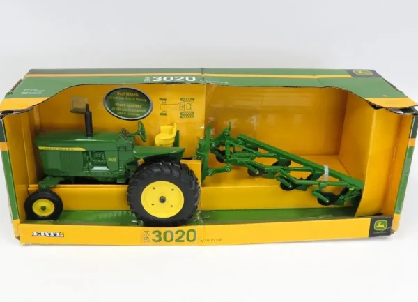 Manufacturer_ERTL Implements<1/16 John Deere 3020 with Plow by ERTL