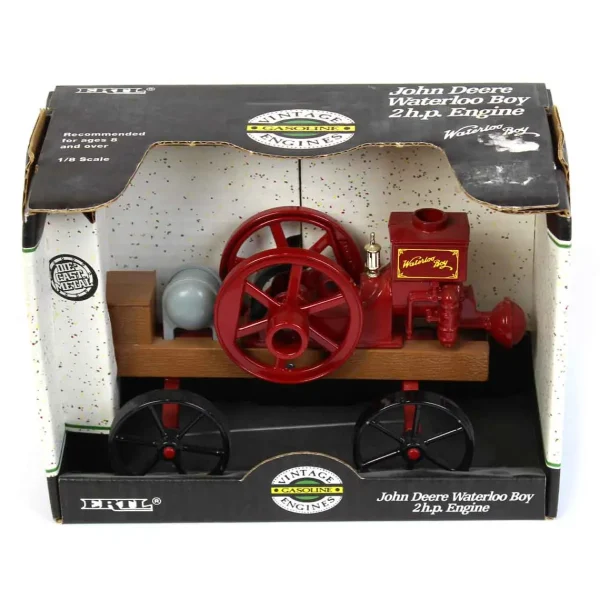 Manufacturer_ERTL Implements<1/8 John Deere Waterloo Boy 2 H.P. Vintage Gas Engine