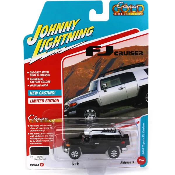 Manufacturer_Auto World Cars & Suvs<1/64 Johnny Lightning Classic Gold 2022 Release 3B - 2007 Toyota FJ Cruiser, Black Diamond
